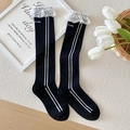 Calze nere sopra il ginocchio con pizzo bianco, ricamo Smile e strisce sportive - Nero (Riga Verticale Smile)