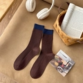 Calze a coste marrone scuro vintage con polsini blu navy a contrasto in stile retrò - Caffè/Blu Scuro