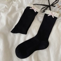 Chaussettes hautes noires style ballet avec bordure en dentelle et nœuds roses - Taille unique / Noir