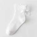 Chaussettes blanches Lolita avec bordures à volants et grands nœuds décoratifs en mousseline - Taille unique / Blanc