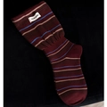 Calze a righe retrò in rosso vino scuro con blocchi di colore vintage ed etichetta - Borgogna