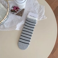 Calze a metà polpaccio grigio chiaro a righe nere con polsini bianchi a coste - Taglia unica / Grigio chiaro