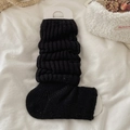 Japanische schwarze Strick-Beinstulpen mit bunten Punkten auf weißem Hintergrund - Einheitsgröße / Schwarz