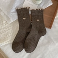 Chaussettes mi-mollet marron café en maille mouchetée avec bord volanté et cœur - Café