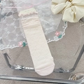 Beige Damensocken mit Schleifenmuster, Spitzenstrick und Rüschenkante - Spitzen-Schmetterlings-Jacquard / Rüschenrosa