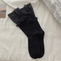 Elegantes calcetines negros media pierna estilo Lolita con encaje doble ondulado - Talla única / Negro