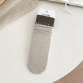 Chaussettes mi-mollet style ballet japonais gris beige avec bordure froissée café - Taille unique / Café