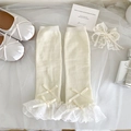 Balletcore crème beenwarmers met kantafwerking en sierlijke strikjes van lint - Beige