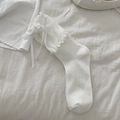 White ribbed crew socks with scalloped edges and delicate silk ribbon bow detail - One Size / Bleached White