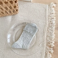 Calze in maglia grigio chiaro con polsini ondulati e texture a costine verticali - Taglia unica / Grigio