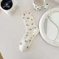 Chaussettes blanches à broderie florale et texture côtelée au style vintage chic - Blanc