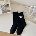 Süße schwarze Rüschensocken mit weißen Perlen-Schleifen für Mary Jane Schuhe - Einheitsgröße / Schwarz