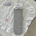 Graue Socken im koreanischen Stil mit Spitze, hellblauer Schleife und Rippenstrickmuster - Einheitsgröße / Grau