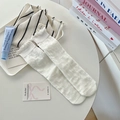 White frilly socks with bow jacquard pattern and lettuce trim for a cute Japanese style - One Size / White