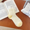 White and yellow checkered crew socks with scalloped edges and shell button detail - One Size / Yellow