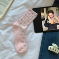 Chaussettes rose clair au motif de cœurs gris avec texture à côtes verticales - Taille unique / Rose