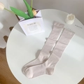 Blassrosa kniehohe Socken mit Rippenstrick im Ballett-Stil und weicher Textur - Khaki