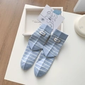 Calze a righe bianco e azzurro in cotone con etichetta decorativa stile collegiale - Blu