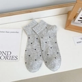 Grey cotton ankle socks with black heart pattern and ribbed cuffs for women - One Size / Gray