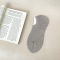 Light gray low cut mesh socks with N embroidery and non-slip silicone lining - One Size / Brown