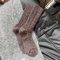 Chaussettes en laine vintage violet foncé mélangé avec texture classique à côtes - Taille unique / Rouge Pourpre