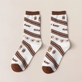Calze giapponesi in cotone color crema con simpatico orso marrone e motivi a cuore - Taglia unica / Orso su Base Bianca