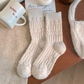 Thick cream-colored knit socks with 3D embossed wave patterns for autumn and winter - Off White
