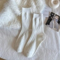 Creamy white cashmere blend knee high socks with classic argyle diamond patterns - Mid-calf Style / White