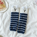Calze in pile corallo a righe bianche e blu con orecchie 3D e antiscivolo - Taglia unica / Stile Orso a Righe Blu
