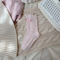 Roze wollen sokken met hartjespatroon van zacht breisel voor herfst- en winterwarmte - Eén maat / Roze