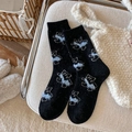 Schattige zwarte pluizige mohair sokken met blauw berenpatroon voor warme winterdagen - Eén maat / Zwart