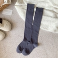 Chaussettes hautes gris foncé au-dessus du genou avec revers côtelés pour l'hiver - Taille unique / Gris clair