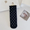 Schicke schwarze Polka-Dot-Socken mit eleganten Spitzenbündchen aus weichem Baumwollstrick - Schwarze Polka Dots