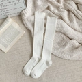 Calcetines altos de punto acanalado beige para mujer con puños elásticos suaves - Talla única / Blanco