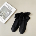 Süße schwarze Lolita-Spitzensocken mit atmungsaktivem Netz und Rüschenbündchen - Einheitsgröße / Schwarz Spitze