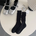 Calcetines negros con pliegues y calado con zapatos Mary Jane plateados brillantes - Estilo Corazón / Corazón Negro