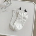 Socquettes blanches Lolita avec bordure en dentelle et nœuds papillon noirs 3D - Blanc avec Papillon Noir