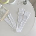 Weiße Overknee-Strümpfe aus Strick mit modischem Hollow-Out-Rissdesign im Lolita-Stil - Einheitsgröße / Weiß