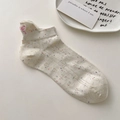 Chaussettes basses blanc cassé en coton moucheté avec broderie de nœud rose - Blanc Cassé