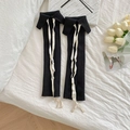 Schwarze Strick-Beinstulpen im japanischen Stil mit cremefarbenen Bändern und Schleifen - Schwarz