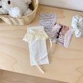 Chaussettes blanches en dentelle avec volants jaune pâle et détails de nœud ruban - Taille unique / Beige