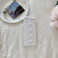 Chaussettes blanches en dentelle Lolita avec nœuds en soie et bords à volants - Taille unique / Blanc