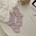 Chaussettes résille lilas douces avec bord à volants et petit nœud rose - Violet