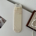 Chaussettes mi-mollet beige pour femme avec bordure en dentelle et nœud élégant - Taille unique / Coeur Creux