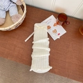 Jambières blanches en tricot avec nœuds et bords ondulés au style esthétique doux - Blanc Beige