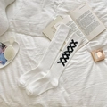 White ribbed knee-high socks featuring five black satin bows in Lolita style - White Five Pairs Bowknot Knee-High Style (XN330)