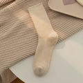 Thick beige winter crew socks with ribbed texture for warm comfort and soft feel - One Size / Beige