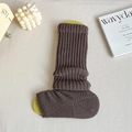 Jambières en tricot côtelé marron pour femmes de style slouchy avec texture épaisse - Taille unique / Café