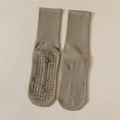 Chaussettes de yoga vert olive avec grip silicone antidérapant et texture côtelée - Vert Militaire