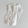 Sweet white ankle socks with heart-shaped jacquard patterns and ruffled edges - One Size / White Heart Short Socks